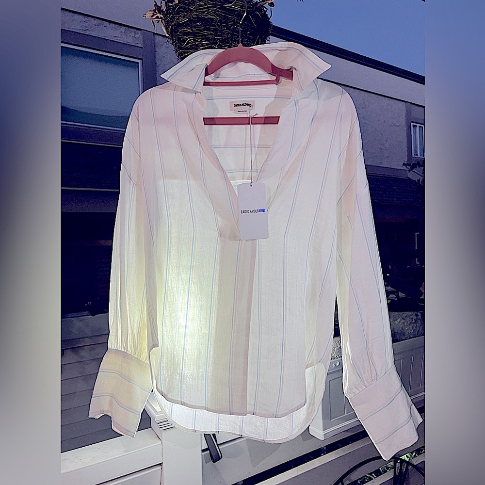 NWT Zadig & Voltaire white, linen, LS, collared, plunge, VOLTAIRE across back.